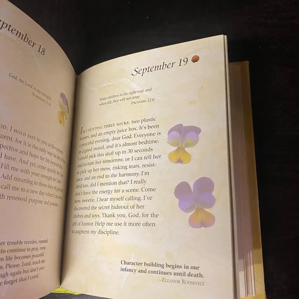 My Personal Daily Prayer Book by Publications International Ltd. Staff 2006